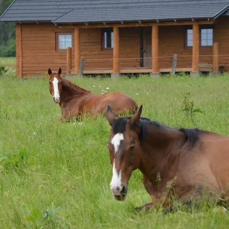 Ranci V Busi - Ve Srubu Farmház