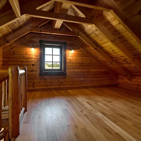 Ranci V Busi - Ve Srubu Cim