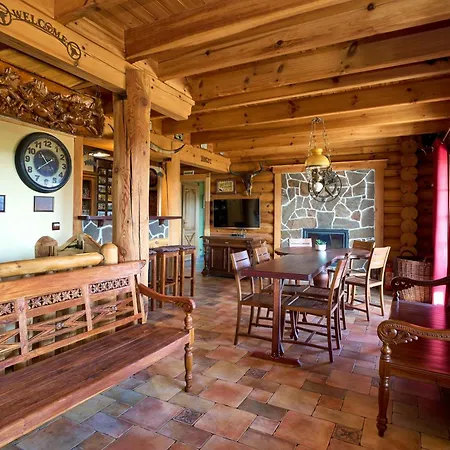 Ranci V Busi - Ve Srubu Čím